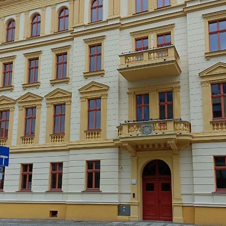 Park Rezydencja Legnica Kültér fotó
