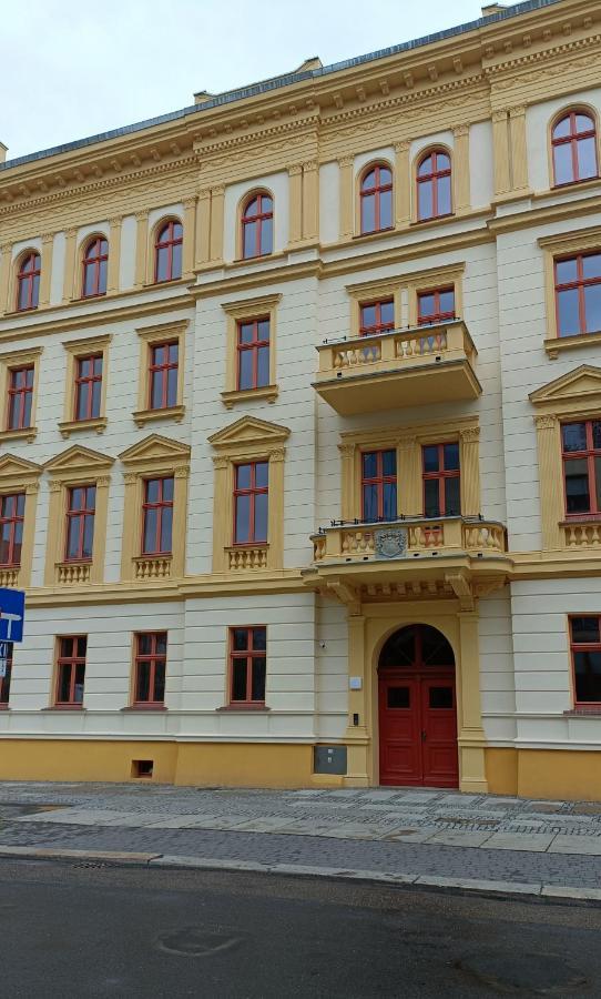 Park Rezydencja Legnica Kültér fotó